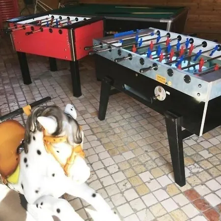 In Mit Gemeinschaftlichem Pool